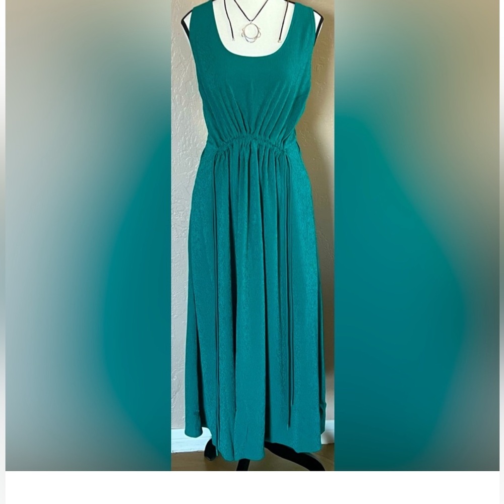 Athleta Echo Summer Sleeveless Loose Fitting Dress M
